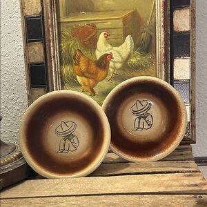 Brown Ceramic Bowls with Sombrero Design set of 2